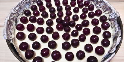 Шаг 16: чизкейка с вишней