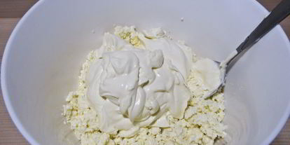 Шаг 8: чизкейка с вишней