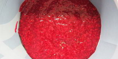 Шаг 15: фисташкового чизкейка с малиной