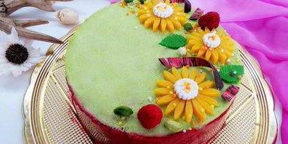 Шаг 16: фисташкового чизкейка с малиной