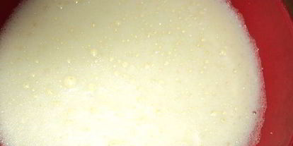 Шаг 2: мраморного чизкейка с малиной и персиками