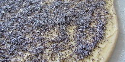 Шаг 16: дрожжевых рулетов с маком и корицей