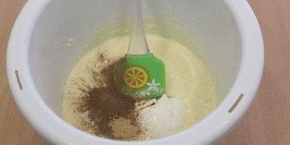 Шаг 1: имбирного кекса с цукатами