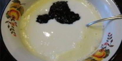 Шаг 2: кекса на кефире с вареньем