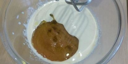 Шаг 1: кекса на яблочном пюре с орехами