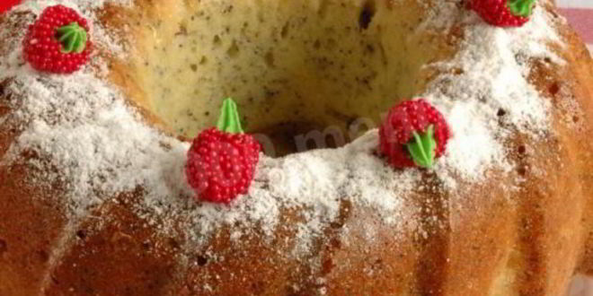 Рецепт кекса с маком и вишнями