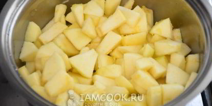 Шаг 3: кекса с яблоками в духовке