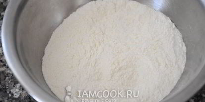 Шаг 4: кекса с яблоками в духовке