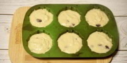 Шаг 5: кексов с изюмом