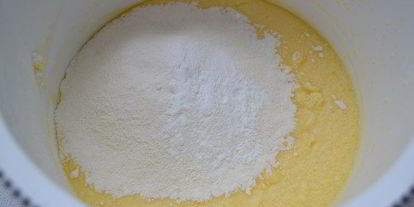 Шаг 3: кексов со смородиной