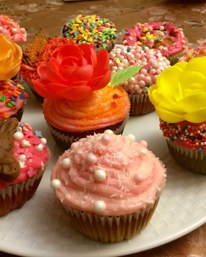 Рецепт клубничных капкейков с сырно-клубничным кремом