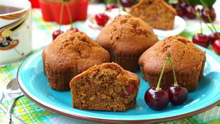 Рецепт Кофейных кексов с вишнями