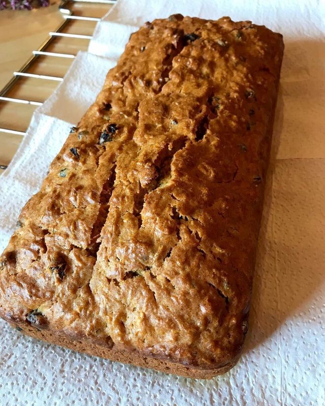 Рецепт морковного кекса с изюмом и орехами