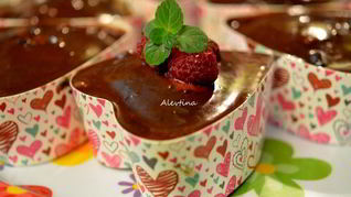 Рецепт Шоколадного кекса в сердечках