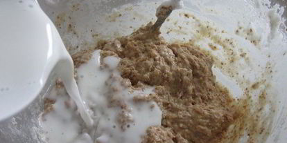 Шаг 4: творожного кекса с шоколадом и орехами