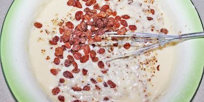 Шаг 7: воздушного кекса на кефире с изюмом