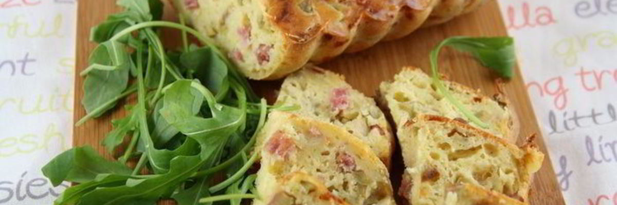 Рецепт Закусочного кекса с ветчиной, сыром грюер и оливками