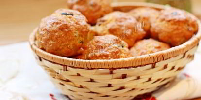 Шаг 8: закусочных кексов с вялеными томатами и оливками