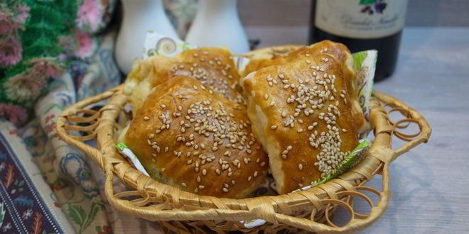 Рецепт Хачапури из бездрожжевого слоеного теста