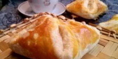 Шаг 7: хачапури из готового слоеного теста