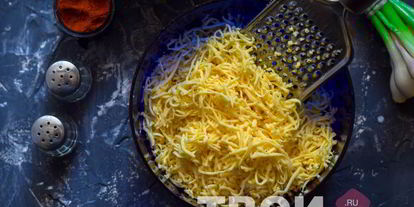 Шаг 2: хачапури из лаваша