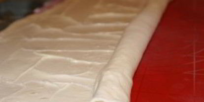 Шаг 1: хачапури из слоеного теста