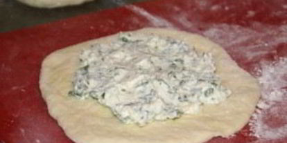 Шаг 5: хачапури из слоеного теста