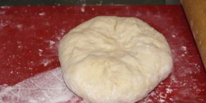 Шаг 6: хачапури из слоеного теста