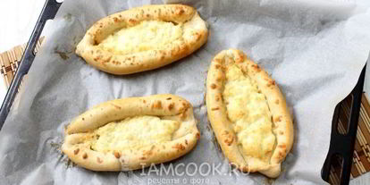 Шаг 9: хачапури лодочки с яйцом