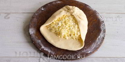 Шаг 20: хачапури с сыром