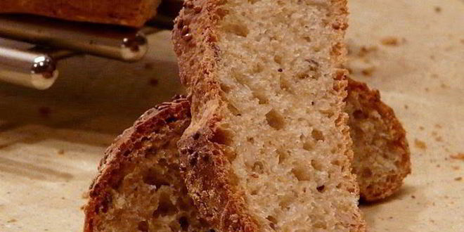 Рецепт Батона с кукурузной мукой и кунжутом