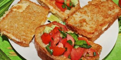 Шаг 7: хлеба в молоке с яйцом на сковороде