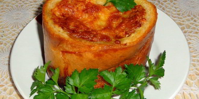 Рецепт запеченного батона с фаршем и тыквой