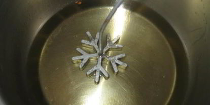 Шаг 1: хвороста фигурного из жидкого теста