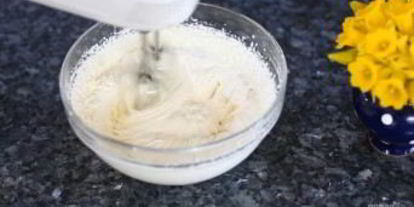 Шаг 5: кокосово-медового рулет