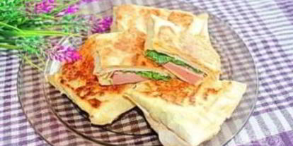 Шаг 7: конвертиков из лаваша с ветчиной