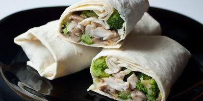 Шаг 11: курицы с брокколи в лаваше