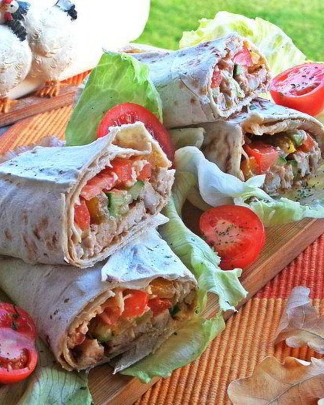 Рецепт курицы с овощами в лаваше