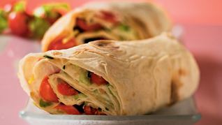 Рецепт Лаваша, начиненного салатом Острая и кровавая Мэри