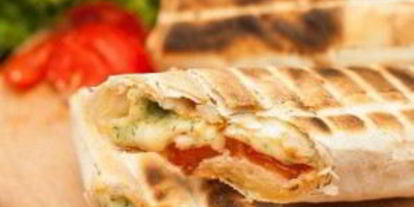 Шаг 6: лаваша с адыгейским сыром и зеленью