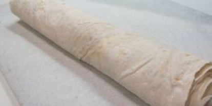 Шаг 4: лаваша с курицей и корейской морковкой