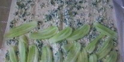 Шаг 6: лаваша с огурцома и сырома