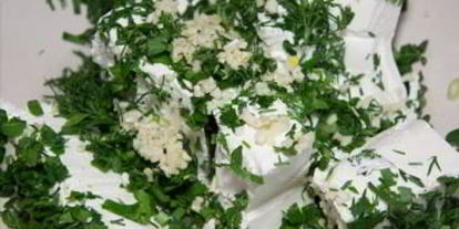 Шаг 2: лаваша с сыром и чесноком