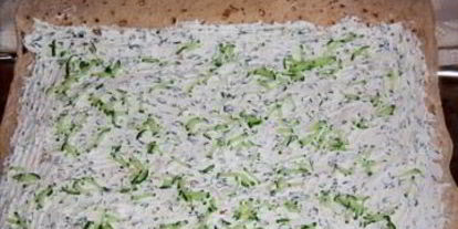 Шаг 3: лаваша с сыром и чесноком