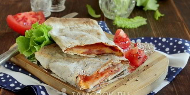 Рецепт Лаваша с ветчиной и сыром в духовке