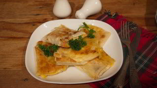 Рецепт Лаваша с ветчиной и твердым сыром