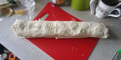 Шаг 3: рулета с рыбой в лаваше