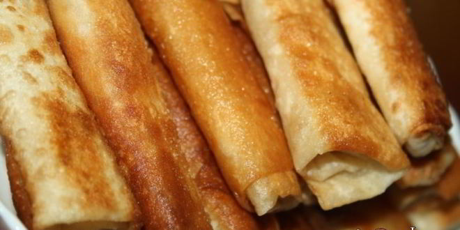 Рецепт Рулетов из лаваша с полутвердым сыром Три ингредиента — отличного результата