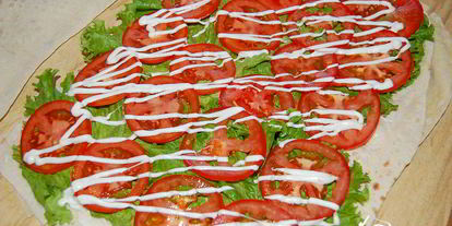 Шаг 2: закуски из лаваша с фаршем и помидорами