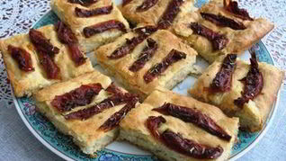 Рецепт Фокаччи с вялеными помидорами